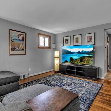 Gorgeous 2 Queen Bedroom Apartment In North Buffalo With 70 Inch Tv Dış mekan fotoğraf